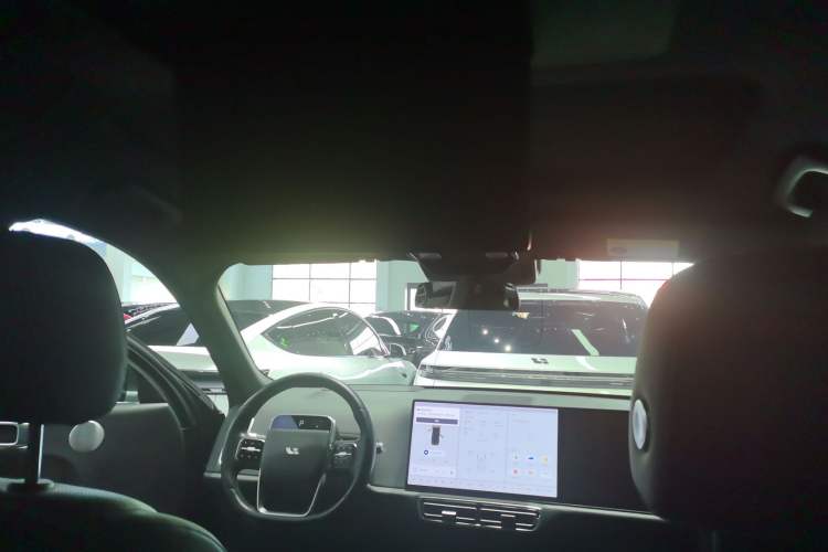 Used Li Auto L9 2022 Max model

