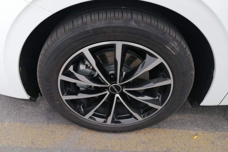 Used Roewe D7 2025 DMH 125km World Champion Excellence Edition
