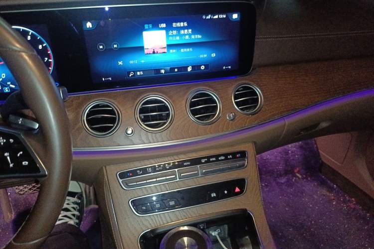 Used Mercedes-Benz E-Class 2021 Facelift E 260 L