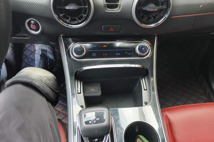 Used FORTHING T5 EVO 2021 1.5TD DCT Starry Edition
