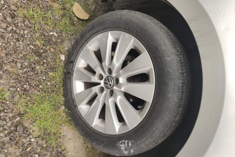 Used Volkswagen Lavida 2013 Restyled Classic 1.6L Automatic Comfort Edition