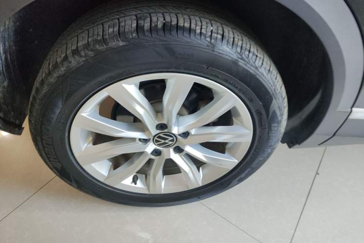 Used Volkswagen T-ROC 2022 280TSI DSG Two-Wheel Drive Elite PLUS
