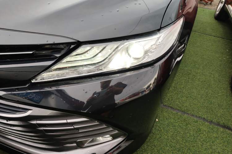 Used Toyota Camry 2019 Revised Version 2.0G Luxury Edition
