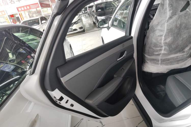 Used BYD Qin PLUS 2025 DM-i Smart Drive 55KM Leading Model
