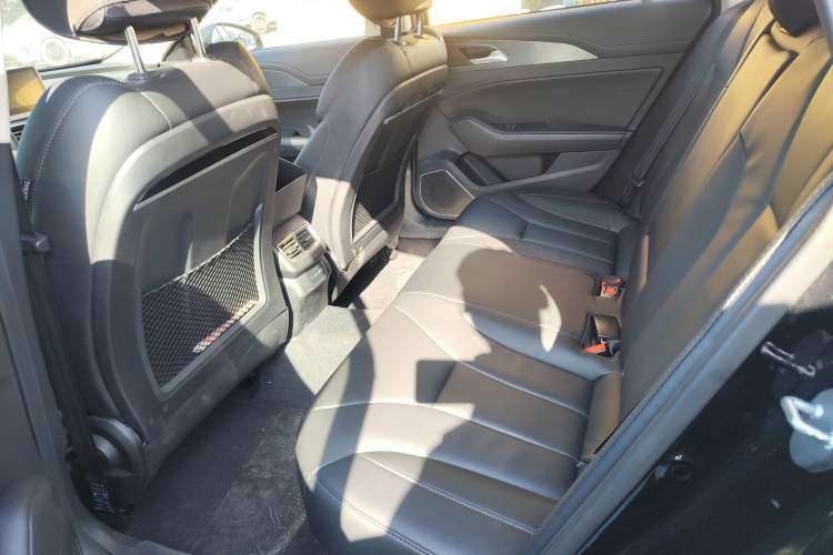 Used Hongqi H5 2022 Classic Model Facelift 1.5T DCT Qiyun Edition
