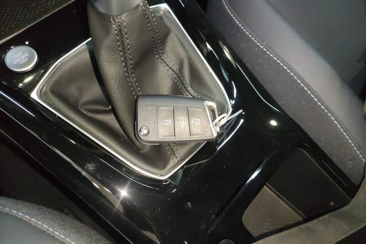 Used Volkswagen Tharu 2025 NewRui 300TSI Prestige Edition