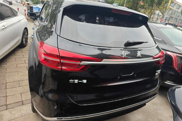 Used Hongqi HS5 2022 Revised Version 2.0T Smart Connect Flagship Edition
