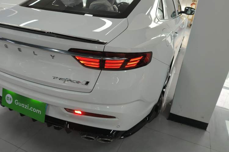 Used Geely Auto Preface 2025 Dongfang Yao 1.5TD Kunlun Edition
