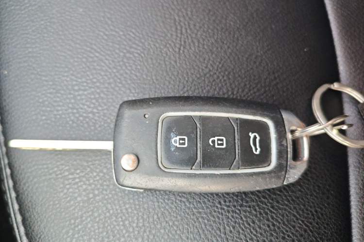 Used Chevrolet Sail 2015 Sail 3 1.3L AMT Ideal Edition
