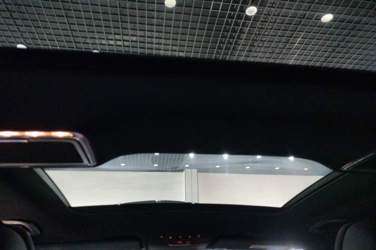 Used Mercedes-Benz GLC 2022 GLC 300 L 4MATIC Dynamic Model
