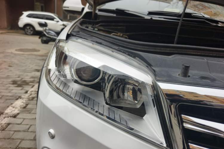 Used Haval H6 2015 Sport Edition 1.5T Automatic Two-Wheel Drive Luxury Model
