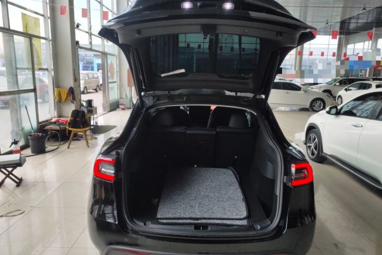 Used Tesla Model Y 2022 Rear-Wheel-Drive Version

