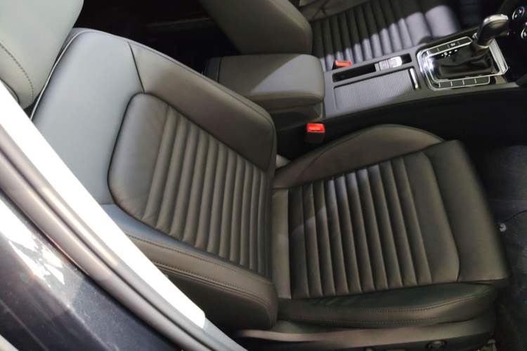 Used Volkswagen Magotan 2019 330TSI DSG Luxury Version China VI Standard
