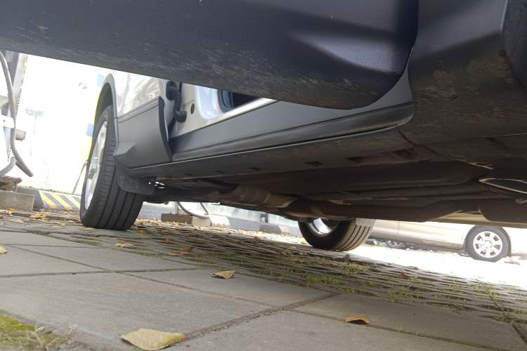 Used Ford Kuga 2017 EcoBoost 180 Two-Wheel-Drive Tiger Leap Model
