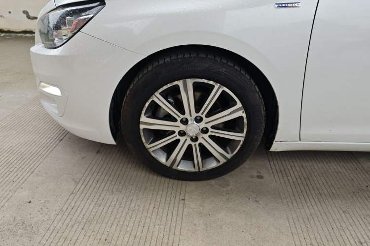 Used Peugeot 408 2018 Revised 350THP Automatic Luxury Edition
