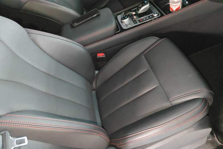 Used BYD Tang New Energy 2018 DM 2.0T All-Wheel Drive Smart Connectivity Luxury Model 7 Seats China V Emission Standard