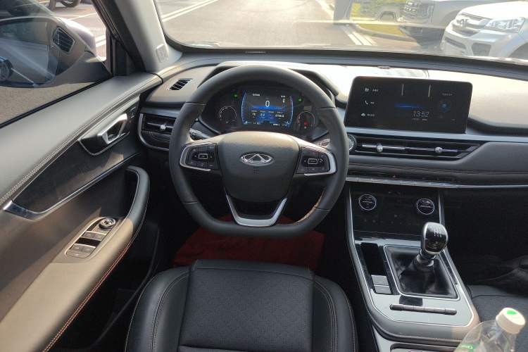 Used Chery Tiggo 8 2024 Honor Edition 230TCI Manual Advanced Version 5 Seats
