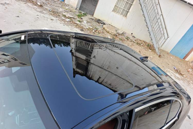 Used BMW 5 Series 2022 Second Facelift 525Li M Sport Package