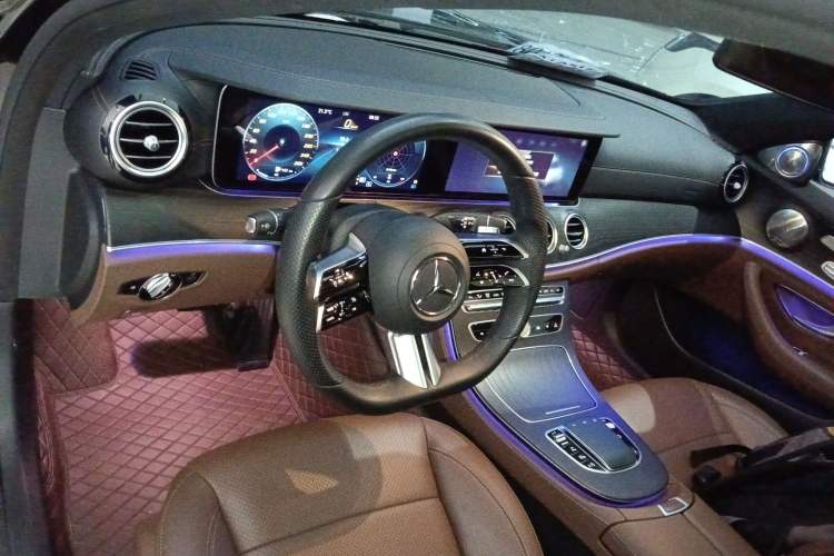 Used Mercedes-Benz E-Class 2021 Restyled E 300 L Sporty and Stylish Edition
