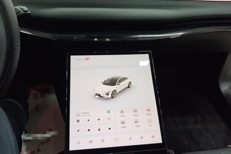 Used  L7 2022 Dynamic Model
