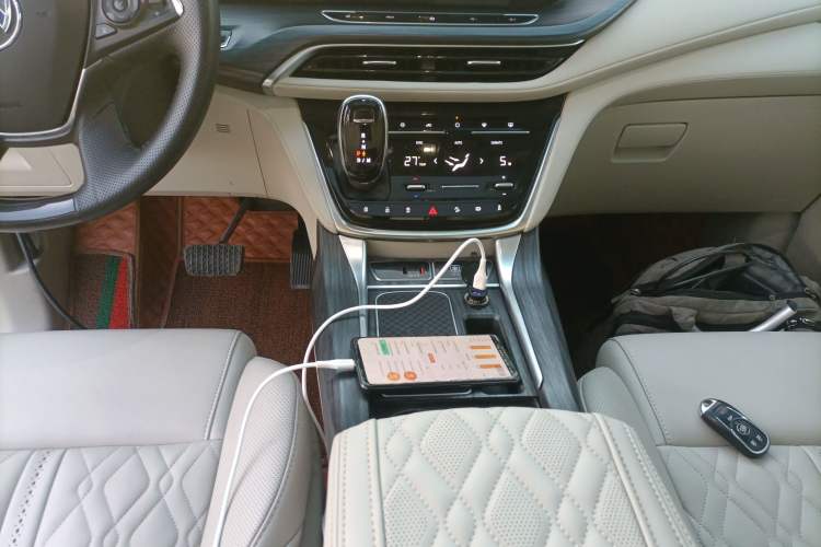 Used Buick GL8 2022 ES Landtrek 653T Comfort Edition