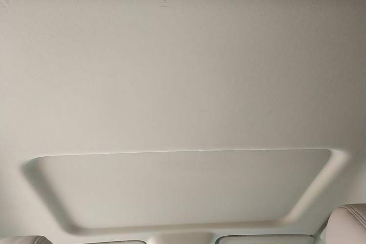 Used Buick GL8 2018 28T Comfort Model China VI Standard
