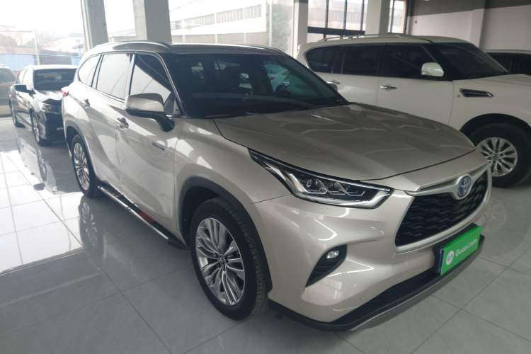 Used Toyota Highlander 2022 Dual-Engine 2.5L Four-Wheel Drive Prestige Version 7 Seats
