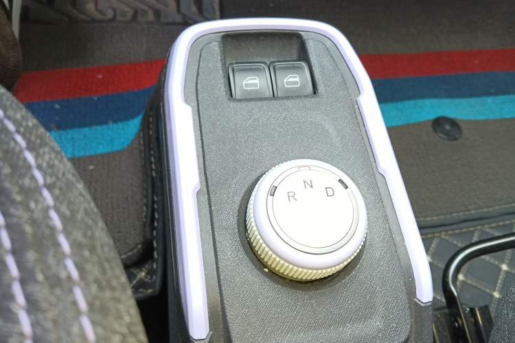 Used Chery QQ Ice Cream 2022 170km Sundae Phosphate Lithium-Ion
