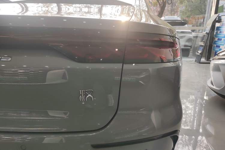 Used BYD Han 2025 EV with 701 km of Laser Radar-Enabled Intelligent Driving