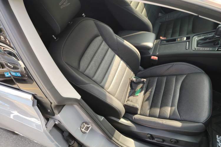 Used Volkswagen FAW-Volkswagen CC 2021 380TSI Striking Edition
