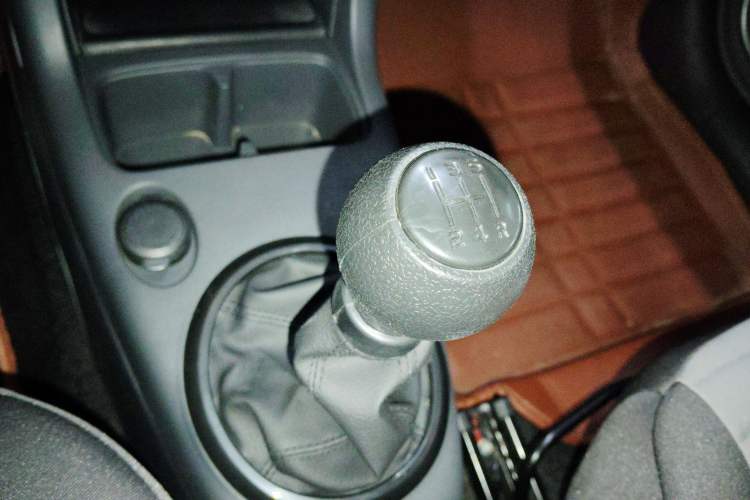 Used Suzuki Swift 2014 1.3L Manual Standard Edition