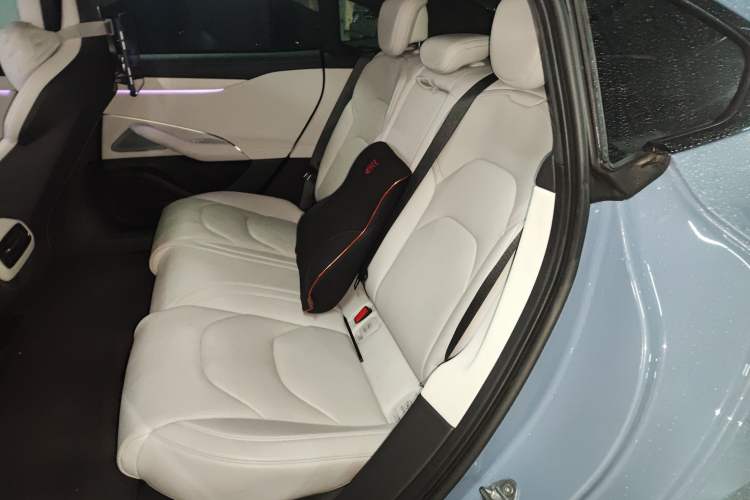 Used  SU7 2024 Four-Wheel Drive Ultra-Long Range Advanced Intelligent Driving Max Edition
