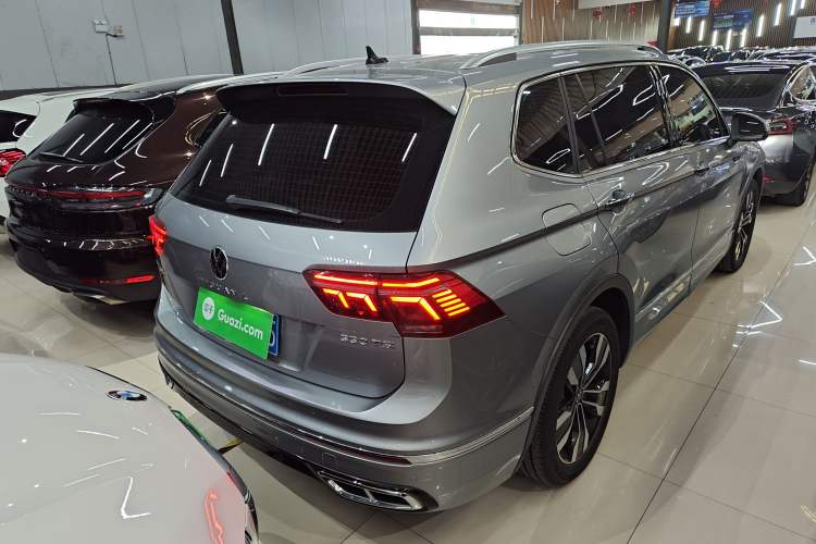 Used Volkswagen Tiguan L 2022 330TSI Automatic Two-Wheel Drive R-Line Enhanced Edition
