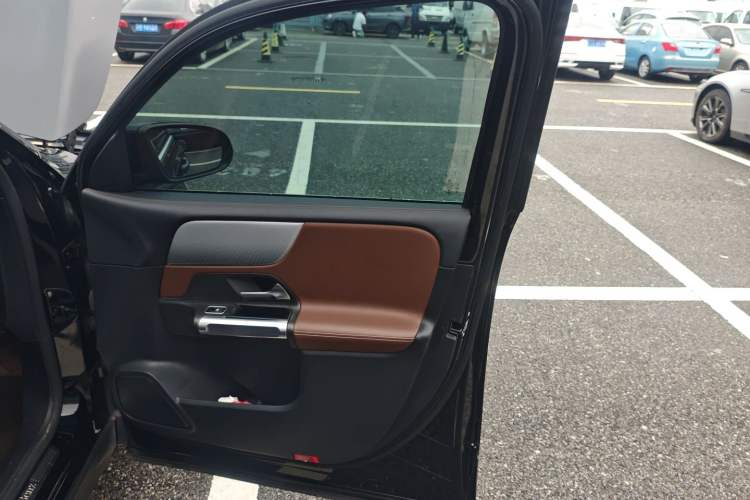 Used Mercedes-Benz GLB 2021 GLB 180 Dynamic Edition
