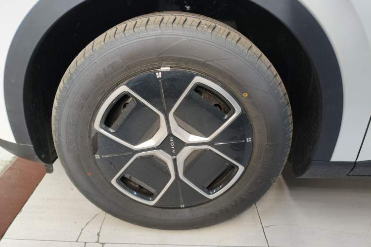 Used AION UT 2025 330 Starlight Edition
