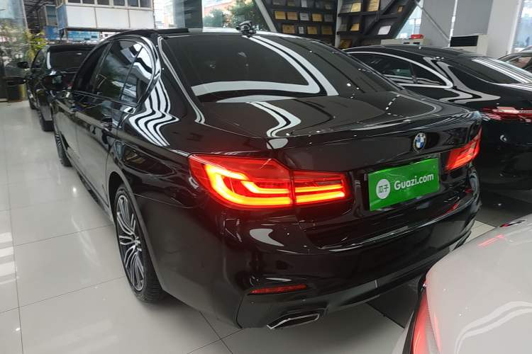 Used BMW 5 Series 2018 Restyled 530Li Luxury Edition M Sport Package
