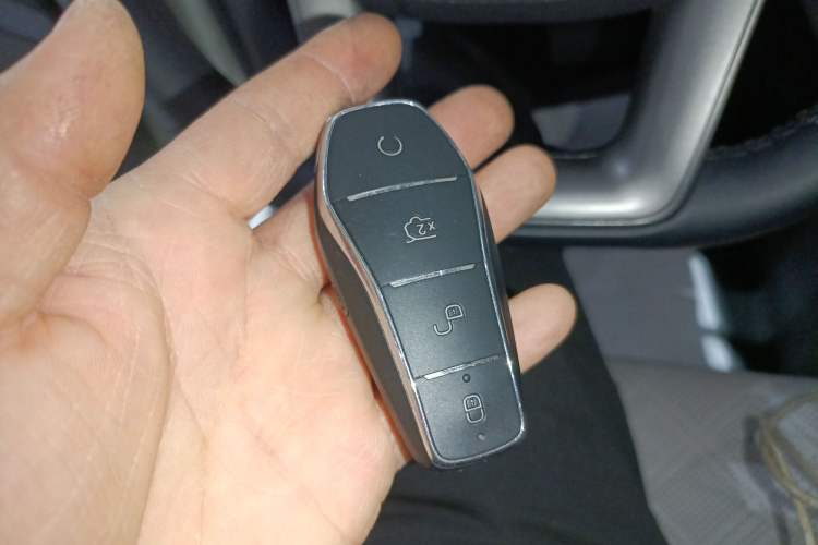 Used BYD Yuan UP 2025 Intelligent Driving Version 401 km Beyond-Range Edition