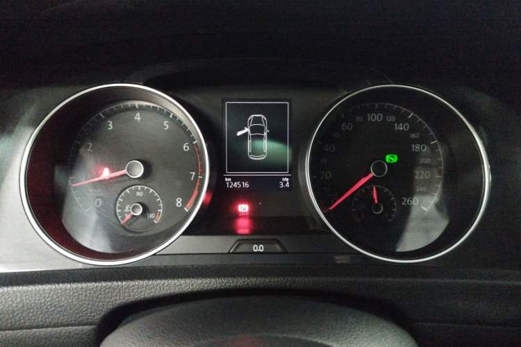 Used Volkswagen Golf 2017 230TSI Automatic Comfort Edition – Celebrating Milestone of One Million Units
