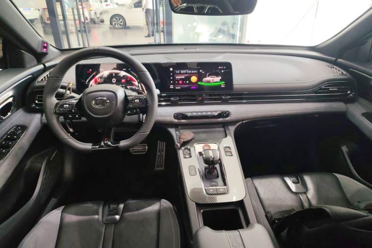 Used GAC Trumpchi EMPOW 2023 400T Automatic R MAX
