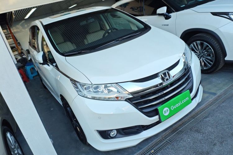 Used Honda Odyssey 2015 Revised Version 2.4L Supreme Edition
