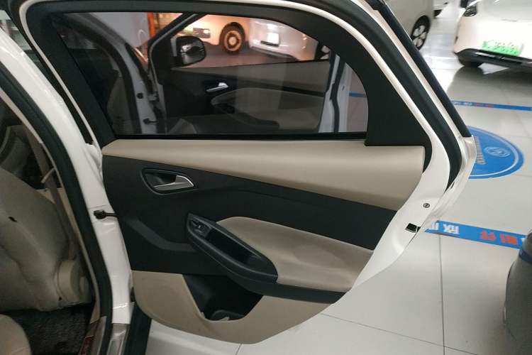 Used Ford Focus 2017 Sedan 1.6L Automatic Comfort Plus SmartDrive Edition
