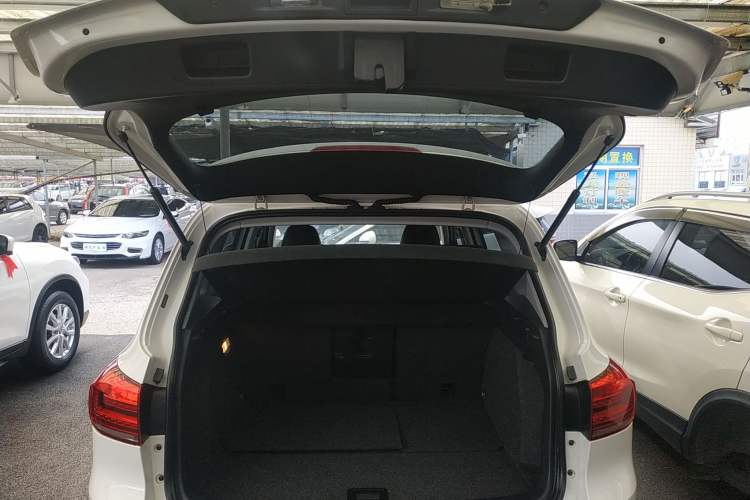 Used Volkswagen Tiguan 2016 280TSI Automatic Two-Wheel-Drive Silk Road Style Edition
