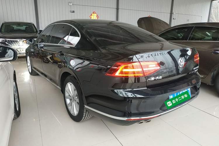 Used Volkswagen Magotan 2018 330TSI DSG Advanced Model
