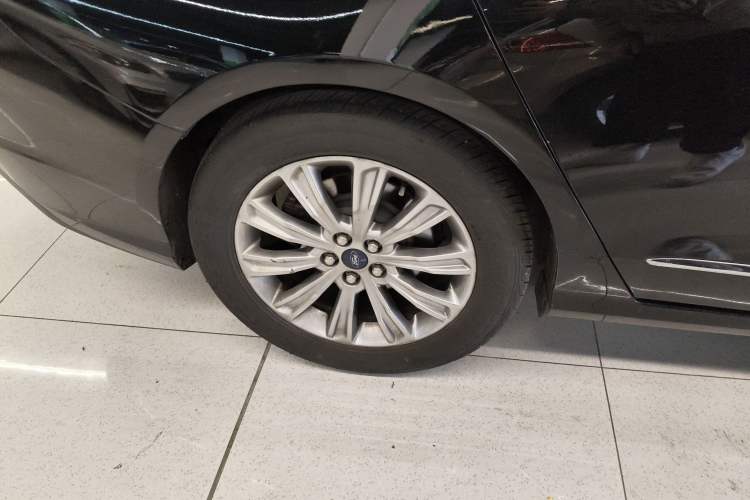 Used Ford Taurus 2019 EcoBoost 245 Comfort Edition