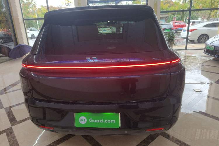 Used Li Auto L8 2023 Pro Model
