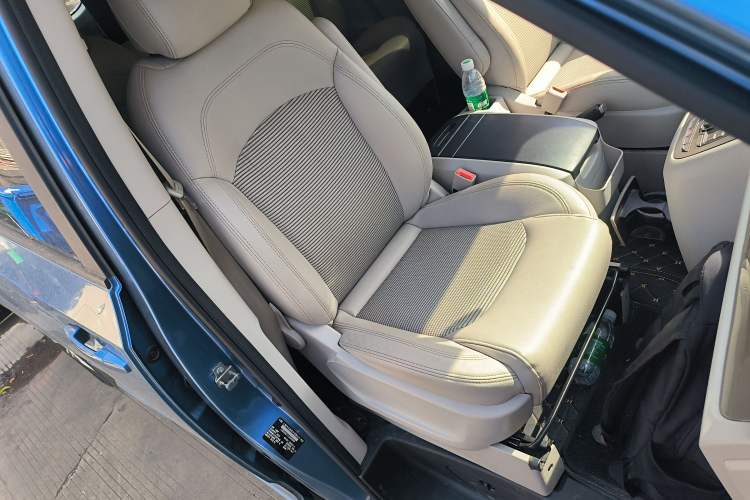 Used SAIC MAXUS G10 2018 PLUS 2.0T Automatic Smart Edition
