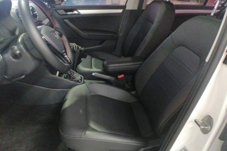 Used Jetta VA3 2019 1.5L Automatic Glory Edition
