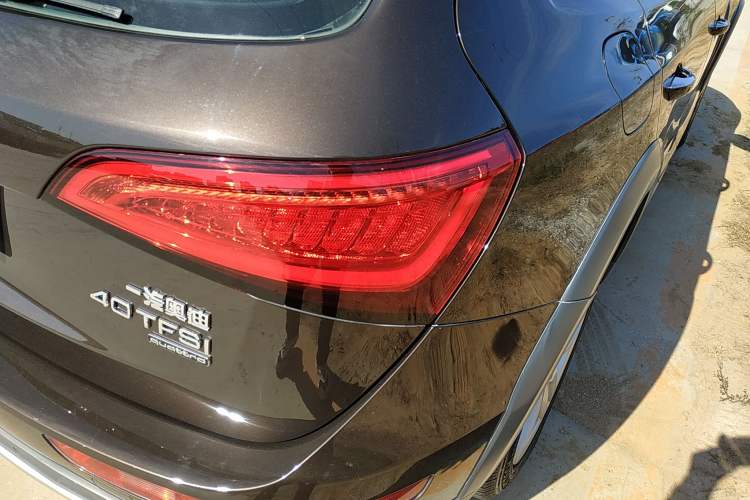 Used Audi Q5 2017 Plus 40 TFSI Technology Model
