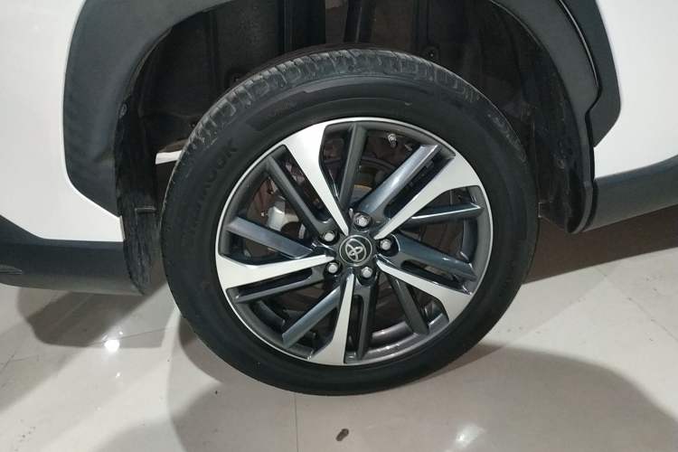 Used Toyota FRONTLANDER 2022 2.0L CVT Luxury PLUS Edition
