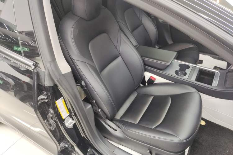 Used Tesla Model 3 2022 Rear-Wheel-Drive Version